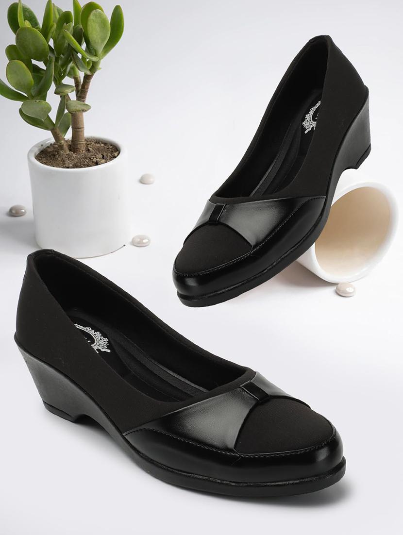 women black slip on ballerina - 21992561 - Zoom Image - 0