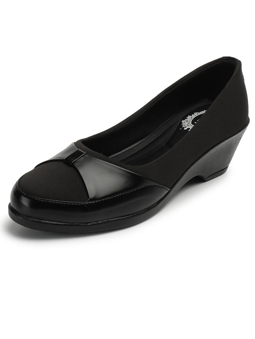women black slip on ballerina - 21992561 - Standard Image - 4