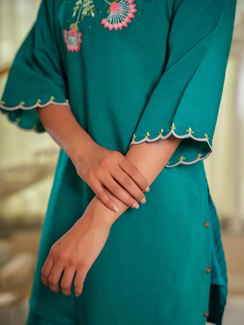women embroidered ethnic co-ord set - 21993529 - Standard Image - 4