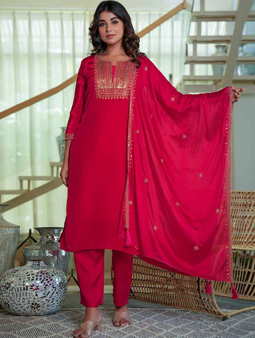 women embellished kurta pant with dupatta set