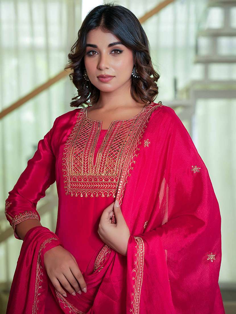 women embellished kurta pant with dupatta set - 21993600 -  Standard Image - 1