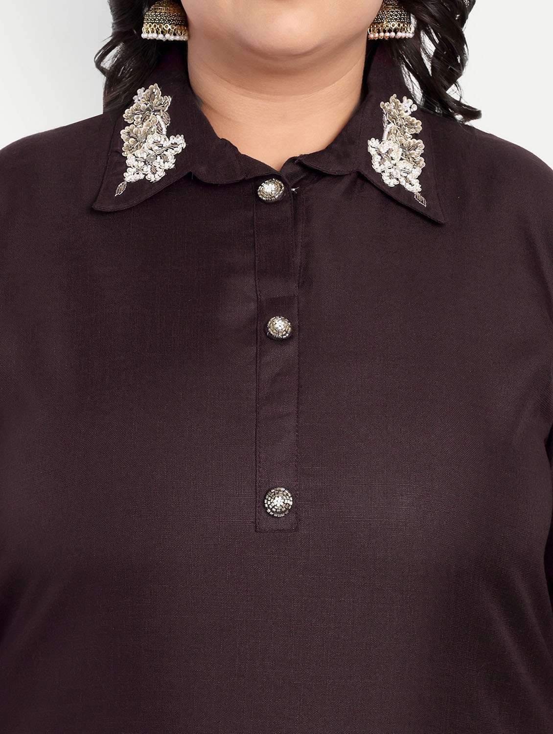 women plus size embroidered straight kurta - 21993627 - Standard Image - 4
