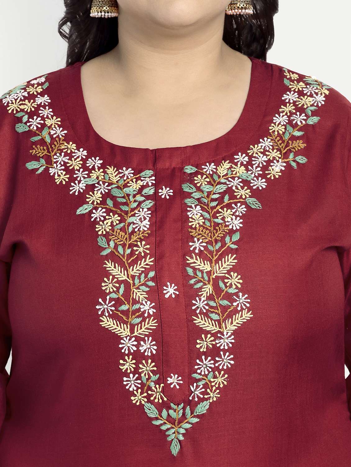 women plus size embroidered straight kurta - 21993631 -  Standard Image - 4