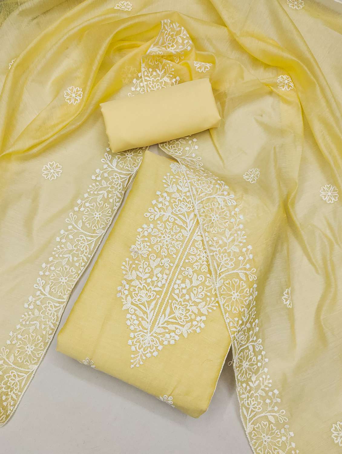 women embroidered unstitched suit set - 21993811 -  Standard Image - 1