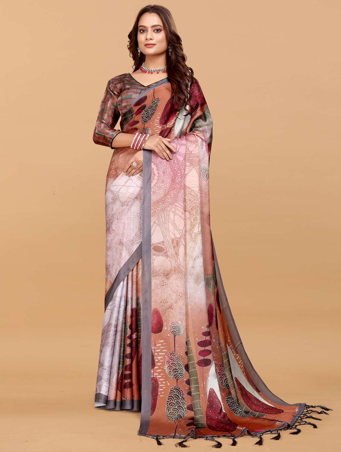 women printed casual wear saree with blouse