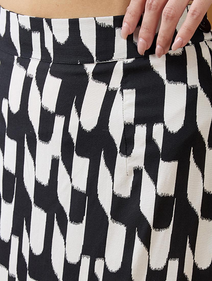 globus women black & white abstract mid-rise back slit straight midi skirt - 21994534 - Standard Image - 4