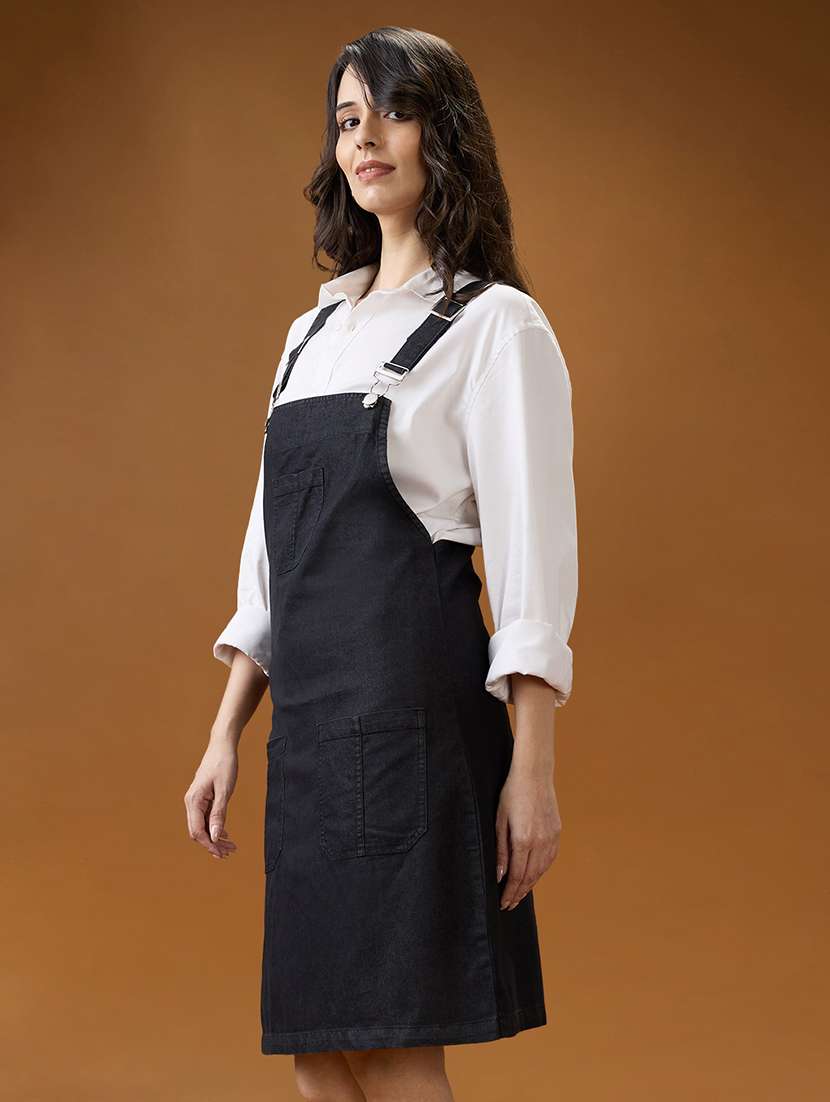 globus women black square neck strappy shoulder solid pocket detail above knee dungaree dress