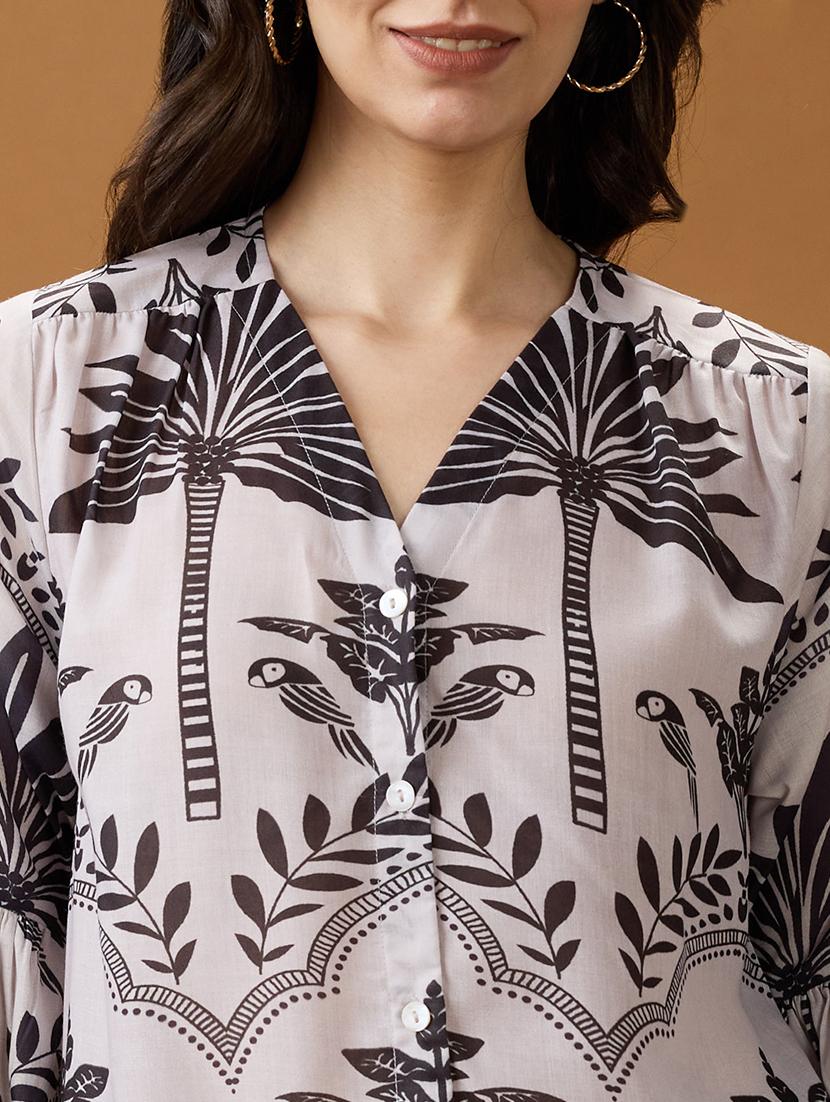 globus women black & white tribal print v-neck bishop sleeves shirt style top - 21994563 - Standard Image - 4
