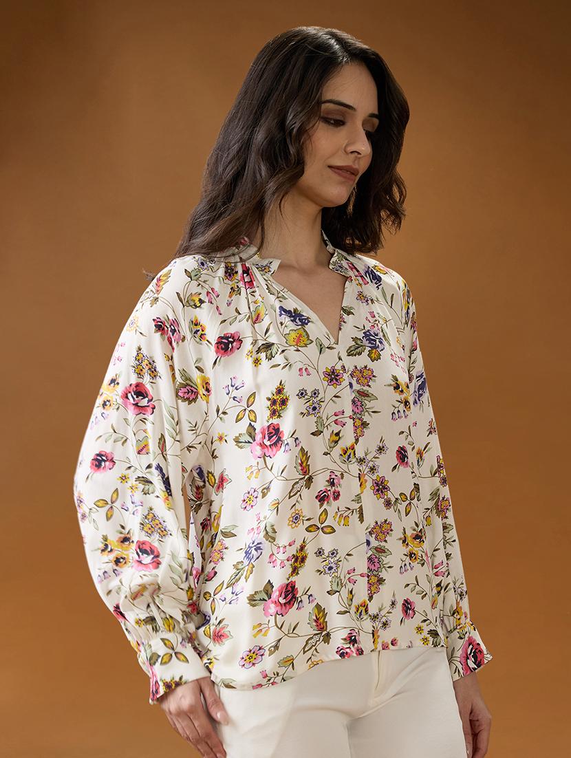 globus women white allover floral print v-neck reglan sleeves top - 21994567 - Standard Image - 1