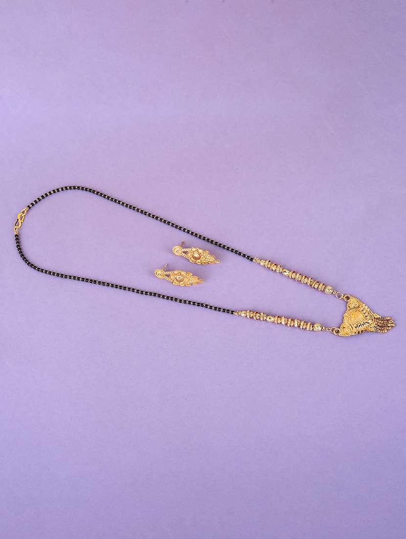 gold metal mangalsutra necklace