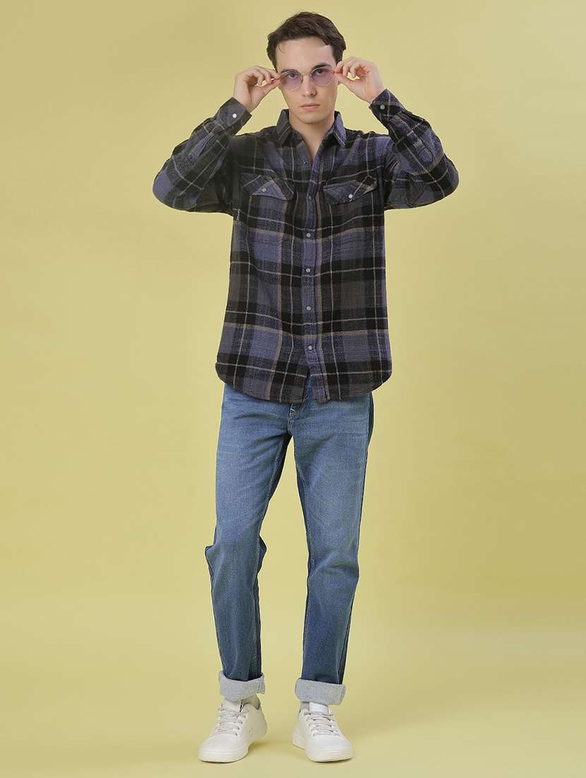 men checkered long sleeve regular fit casual shirt - 21994805 -  Standard Image - 4