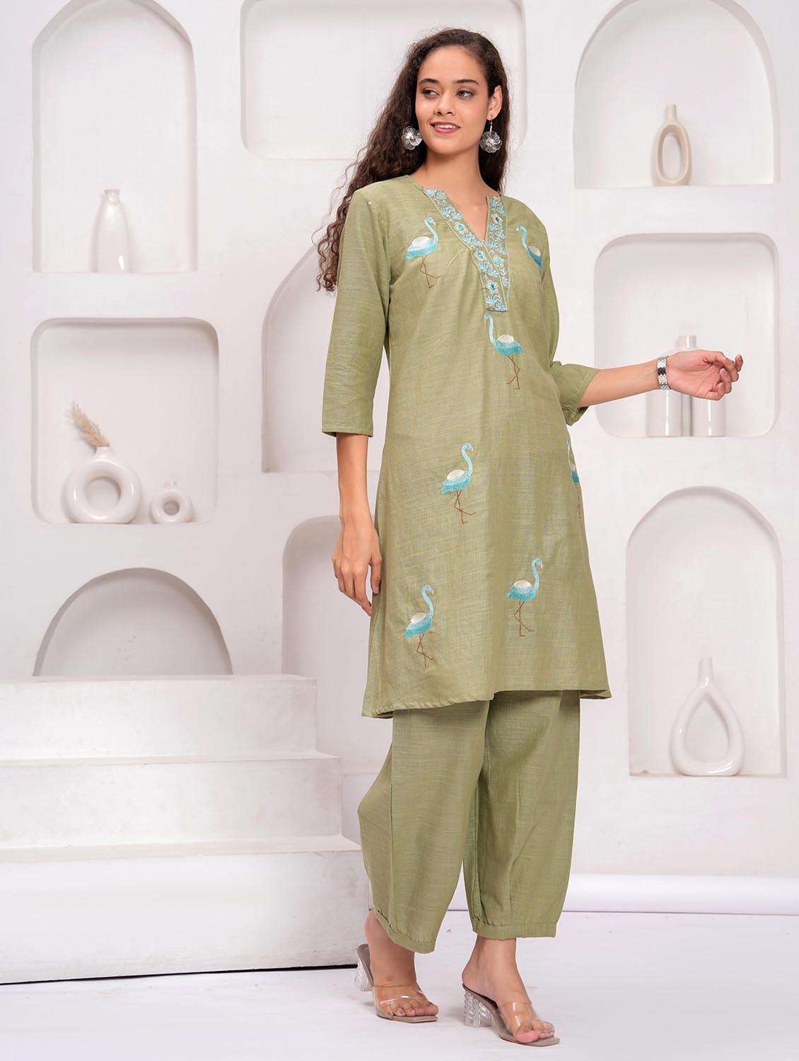 women embroidered kurta and palazzo set - 21995143 - Standard Image - 1