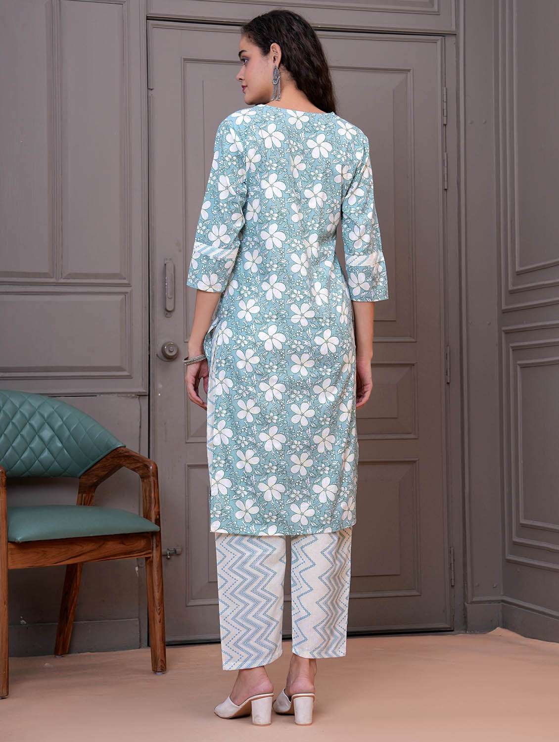 women floral printed three quarter sleeve kurta pant with dupatta set - 21995156 -  Standard Image - 4