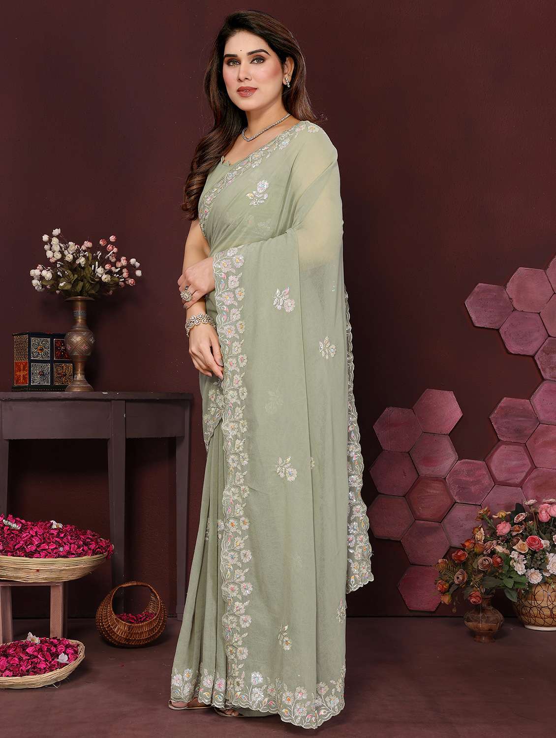 women solid with work embroidered saree with blouse - 21996420 -  Standard Image - 1