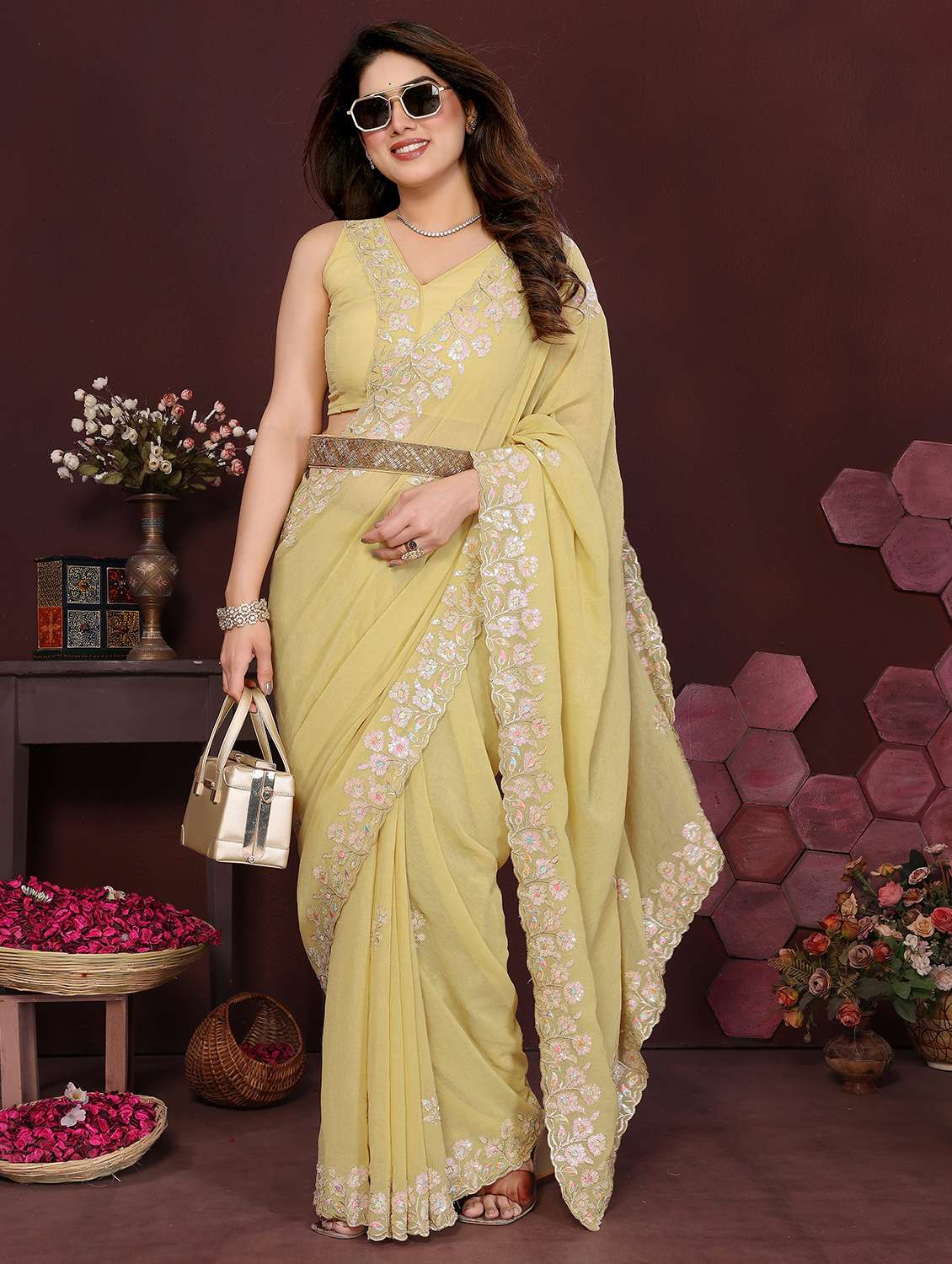 women solid with work embroidered saree with blouse - 21996422 -  Standard Image - 4