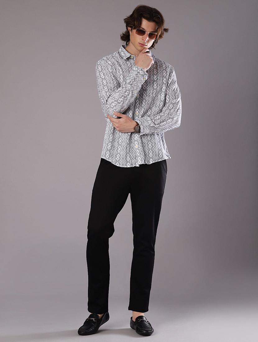 men solid mid rise straight fit chinos - 21996441 - Standard Image - 4