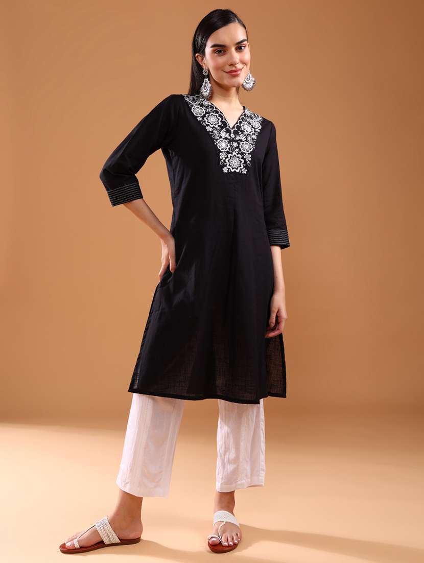 women three quarter sleeve a-line kurta - 21996614 -  Standard Image - 1