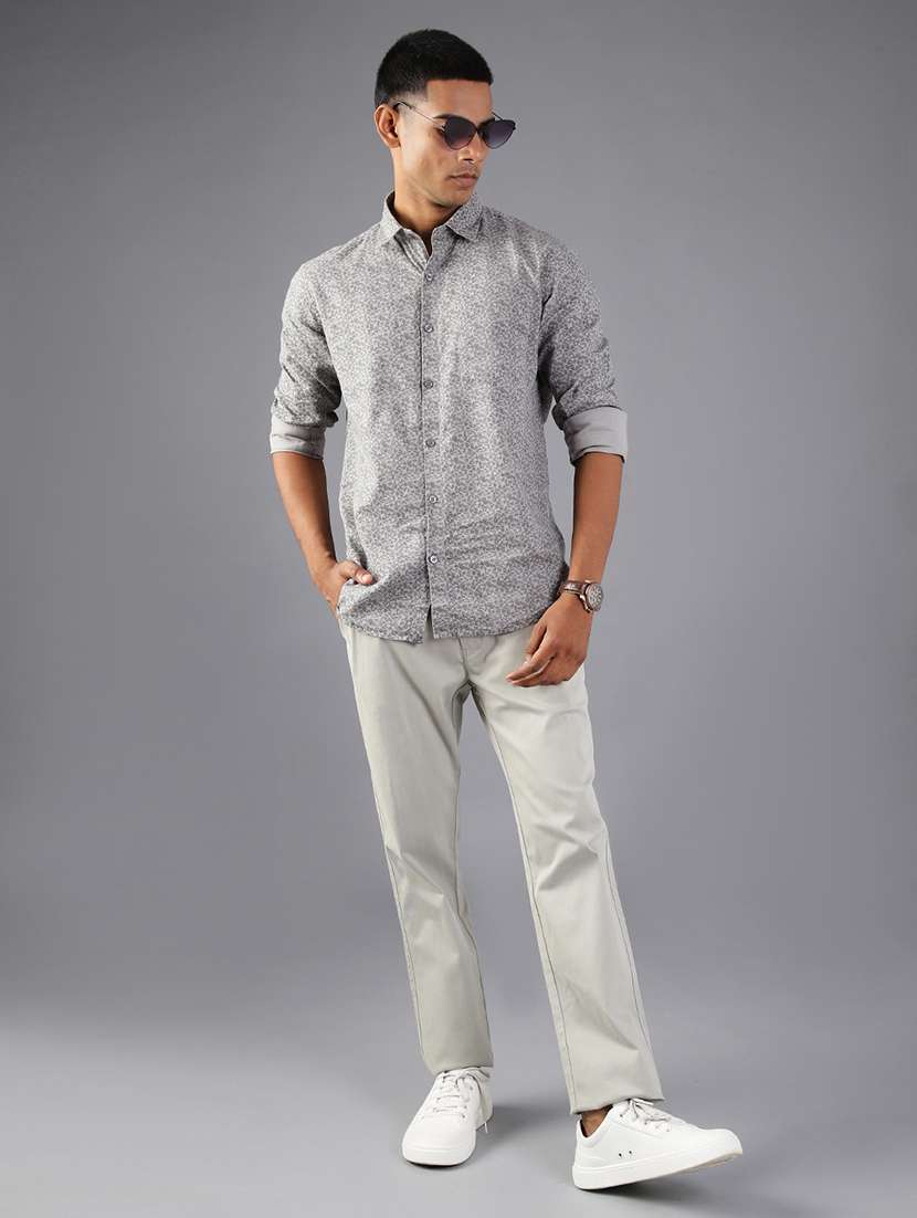 men solid mid rise casual chinos - 21997023 -  Standard Image - 4