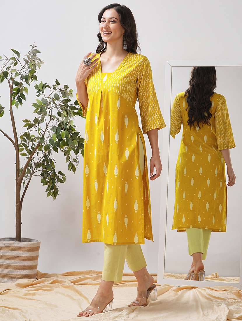 women printed three quarter sleeve a-line kurta - 21997240 - Standard Image - 1