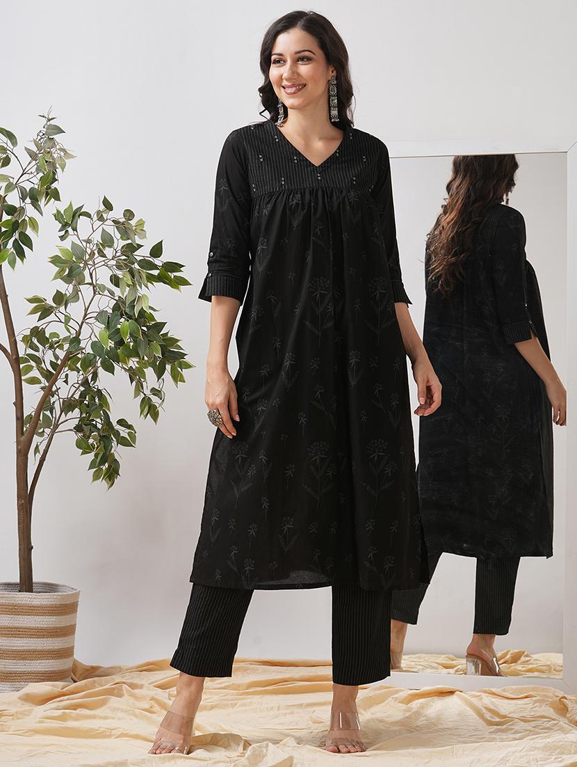 women printed three quarter sleeve a-line kurta - 21997244 - Zoom Image - 0