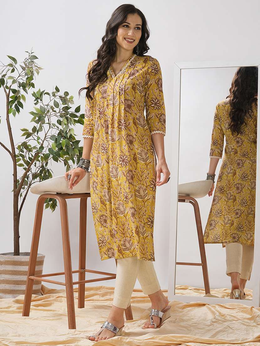 women floral printed three quarter sleeve a-line kurta
