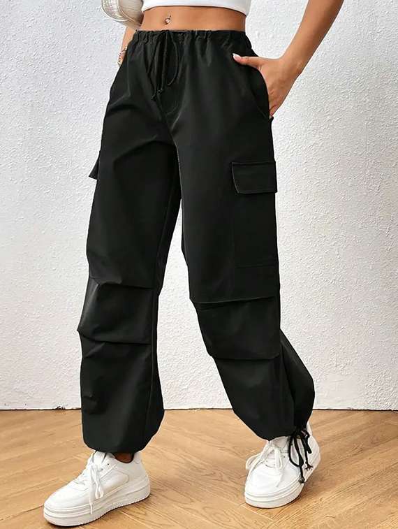 women solid high rise parachute pant