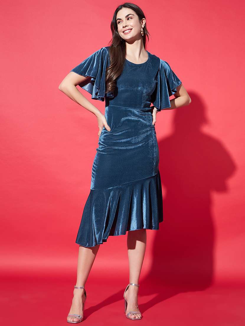 women solid flared sleeve velvet tiered dress - 21997837 - Standard Image - 4