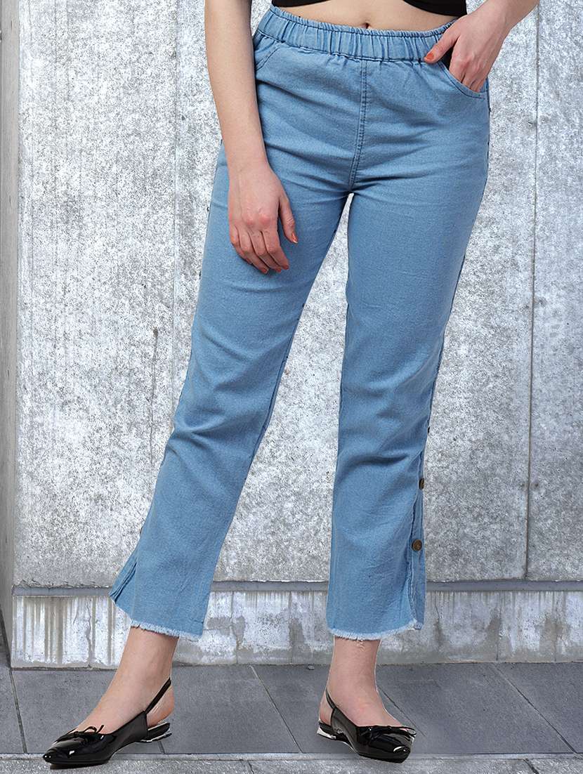 women solid mid rise bootcut jean