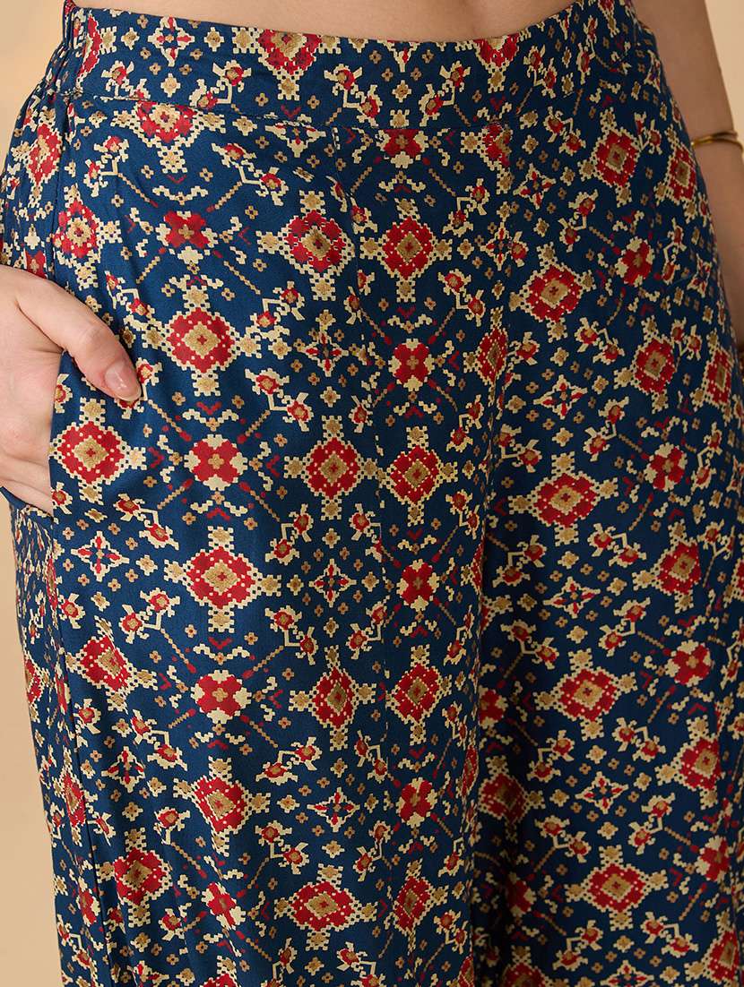 globus women navy blue embroidered & mirror work yoke ethnic print kurti with palazzos festive co-ord set - 21998001 -  Standard Image - 4