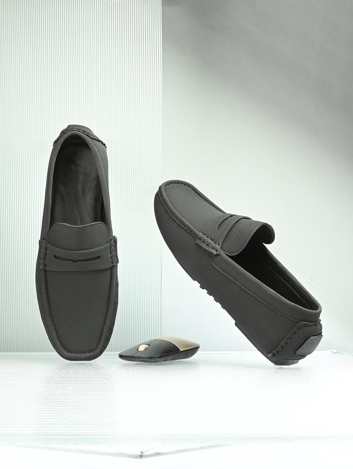 men black slip on loafer - 21998072 - Zoom Image - 0