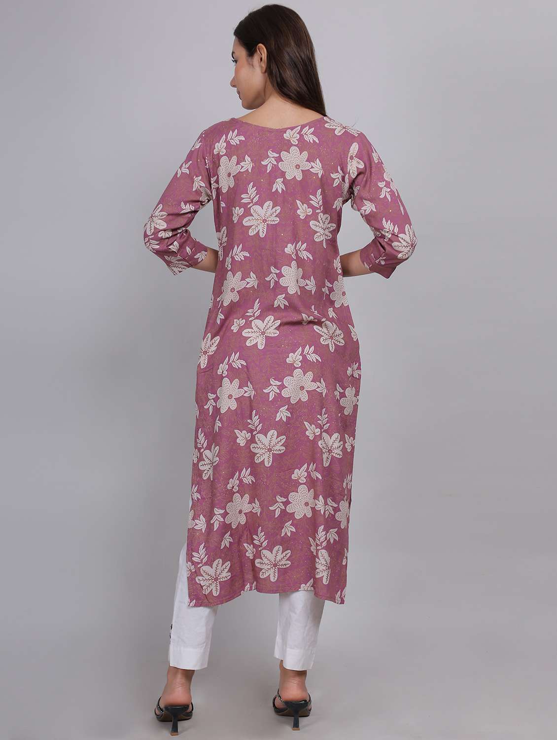 women floral printed three quarter sleeve straight kurta - 21998111 - Standard Image - 4