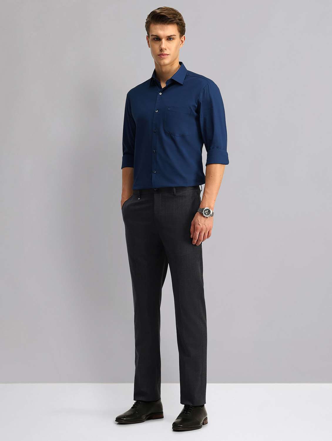 men solid mid rise formal trouser - 21998364 -  Standard Image - 4