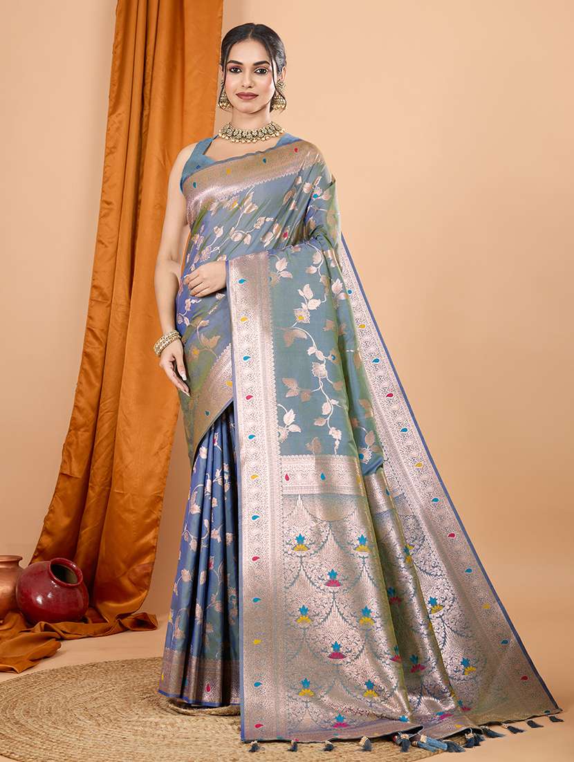 women self design banarasi saree with blouse