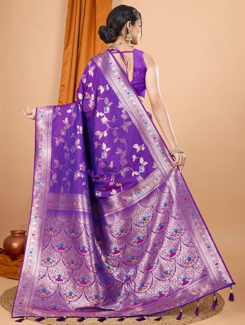 women self design banarasi saree with blouse - 21998532 -  Standard Image - 1