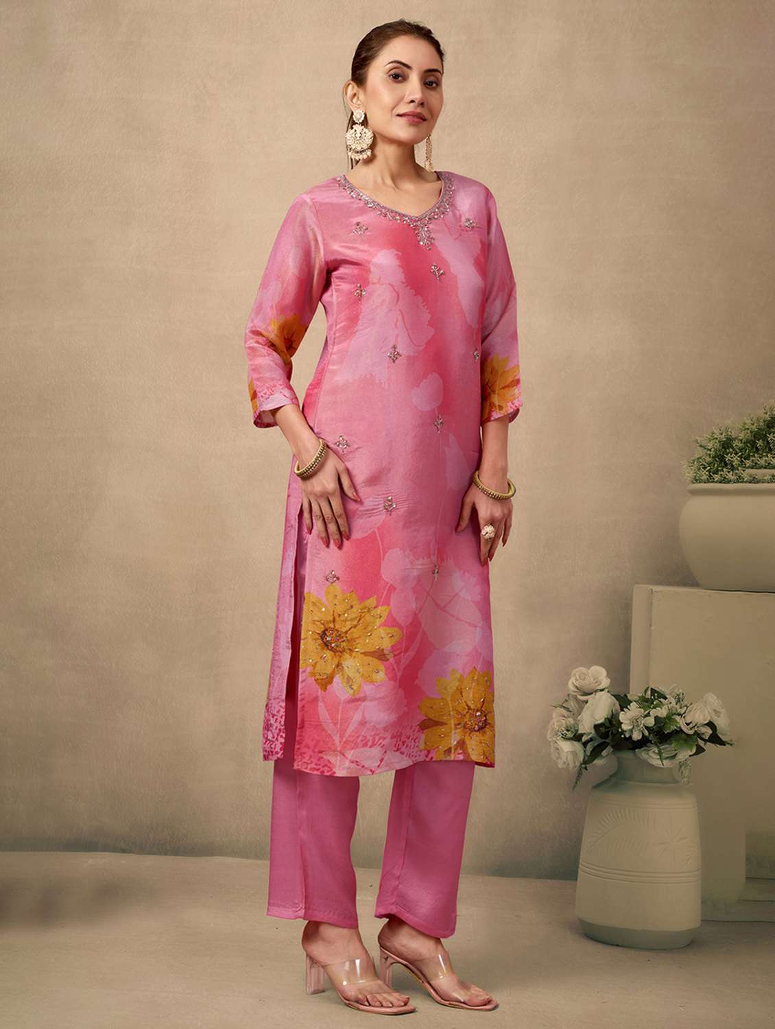 women floral three quarter sleeve kurta pant with dupatta set - 21998538 -  Standard Image - 1