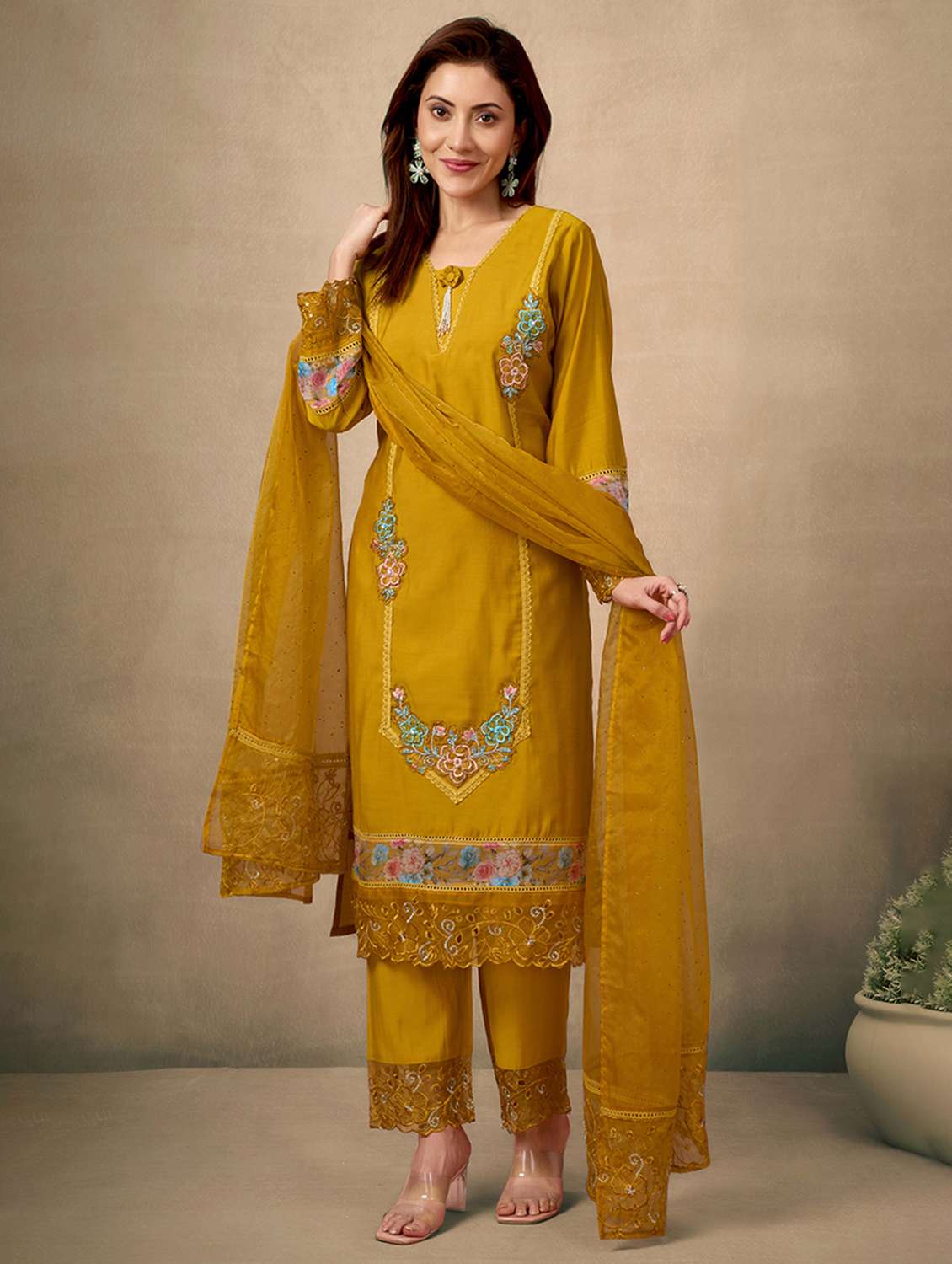 women floral three quarter sleeve kurta pant with dupatta set - 21998553 -  Standard Image - 1