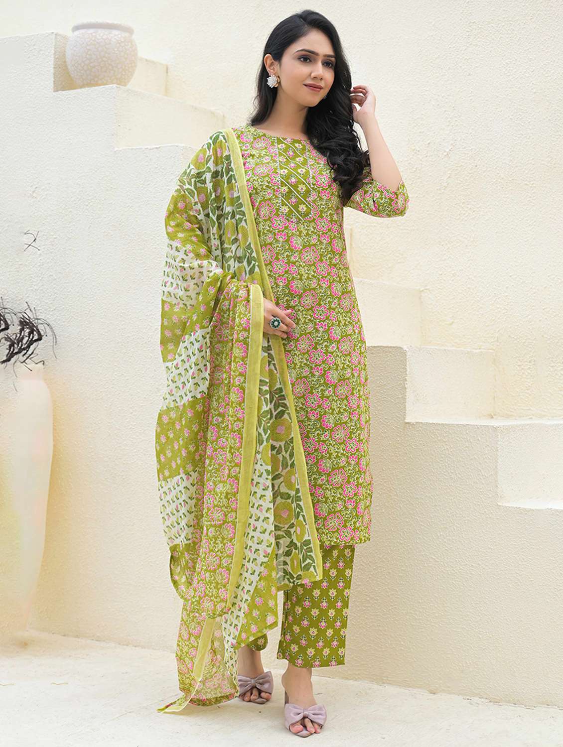 women floral three quarter sleeve kurta pant with dupatta set - 21998557 -  Standard Image - 1