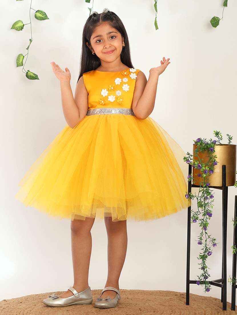 girls self designed round neck sleeveless frock