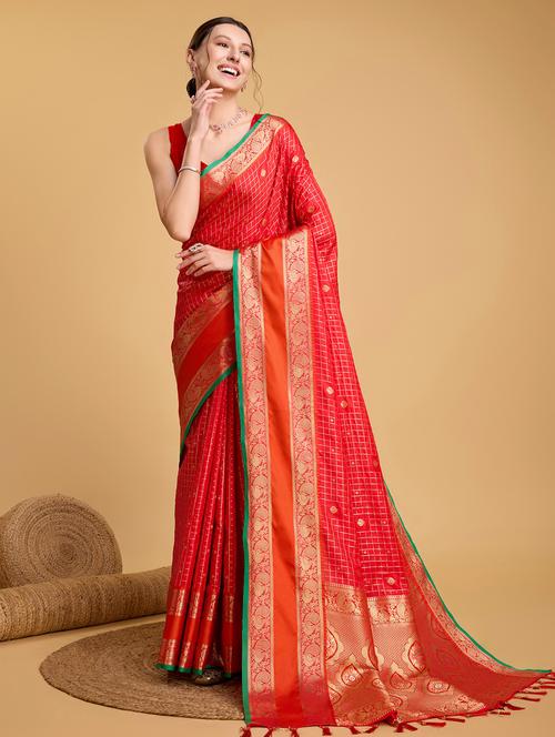 women self design banarasi saree with blouse - 21998772 - Standard Image - 0