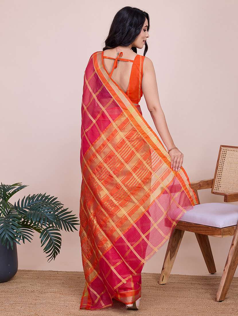 women checkered bordered saree with blouse - 21998786 - Standard Image - 1