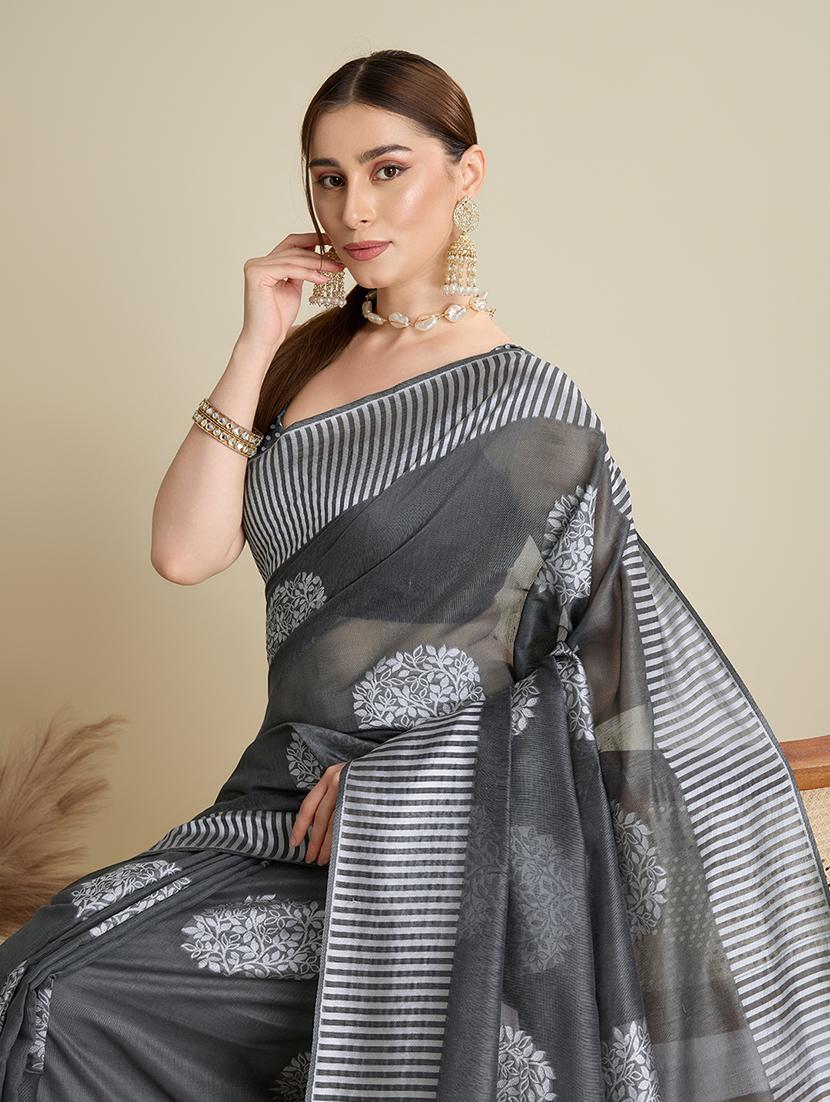 women self design bordered saree with blouse - 21998795 - Standard Image - 1