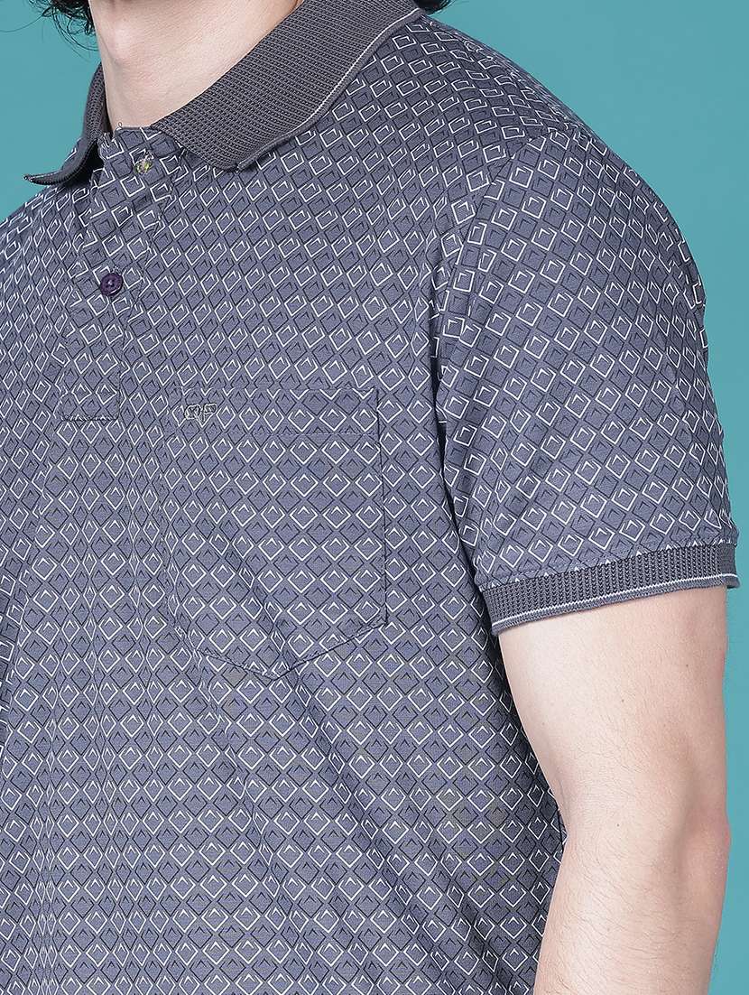 men printed short sleeve regular fit polo t-shirt - 21999076 -  Standard Image - 4