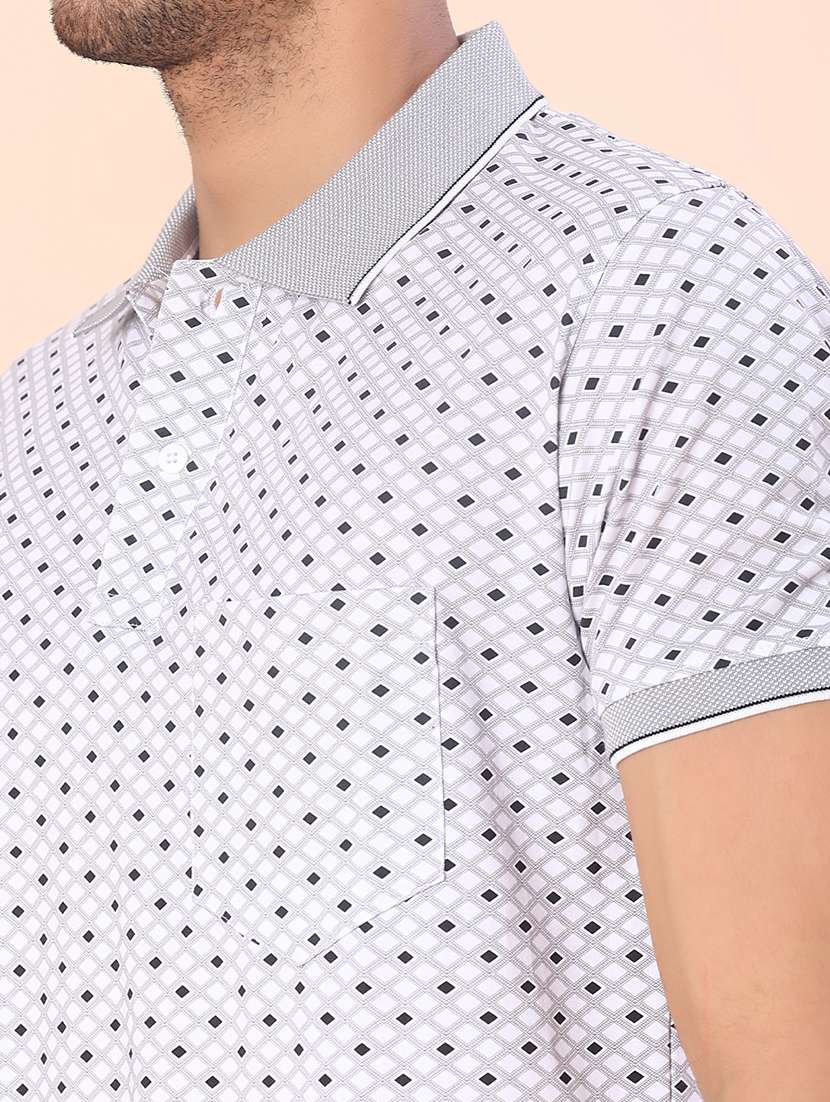 men printed short sleeve regular fit polo t-shirt - 21999278 -  Standard Image - 4