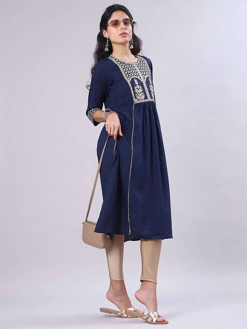 women three quarter sleeve flared kurta - 21999912 -  Standard Image - 1
