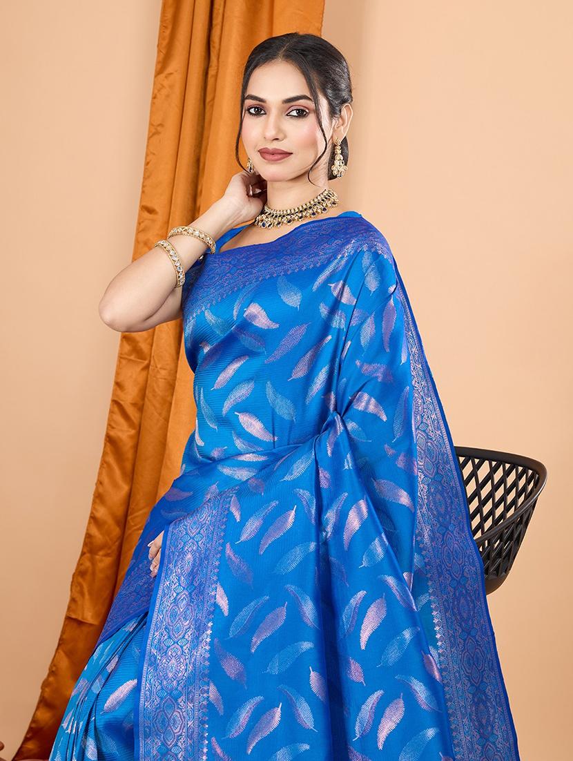 women self design banarasi saree with blouse - 22000055 - Standard Image - 4
