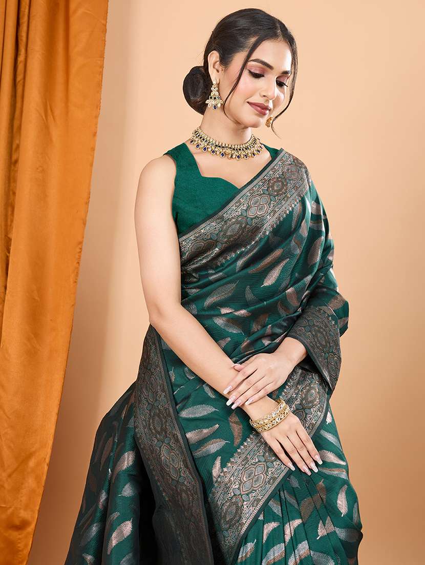 women self design banarasi saree with blouse - 22000056 - Standard Image - 4