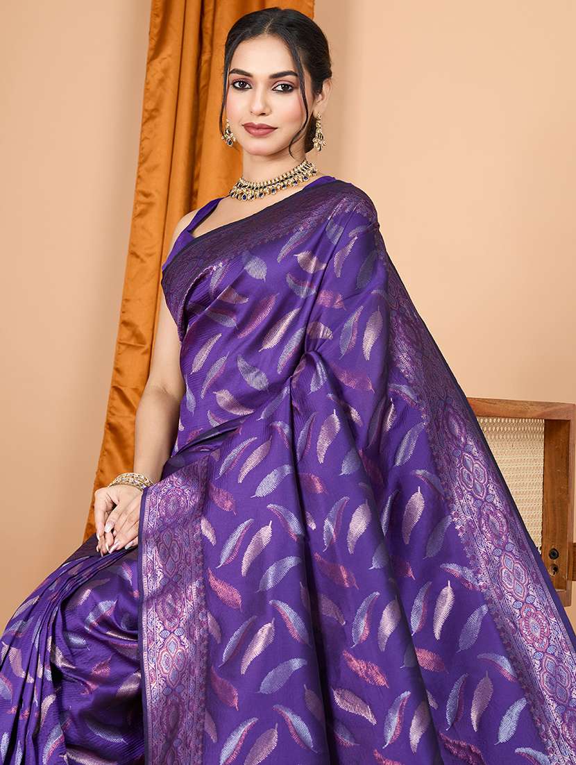 women self design banarasi saree with blouse - 22000058 -  Standard Image - 4
