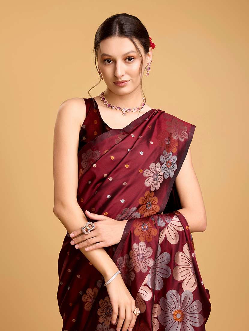 women floral banarasi saree with blouse - 22000084 -  Standard Image - 4