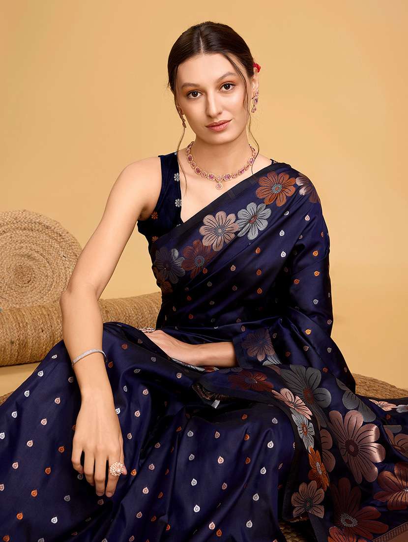 women floral banarasi saree with blouse - 22000085 -  Standard Image - 4