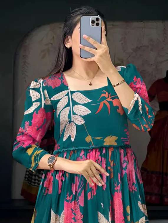 women floral printed puff sleeve tiered dress - 22001277 -  Standard Image - 4